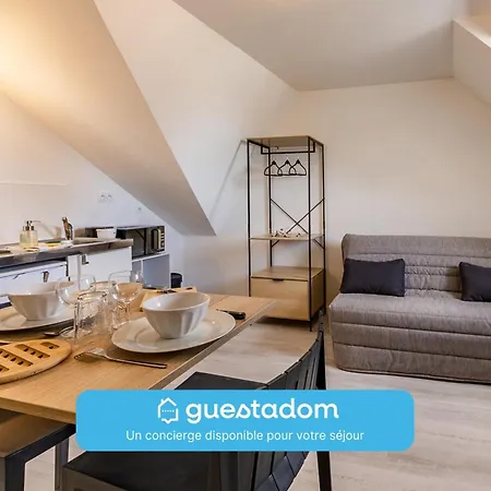 Proche Universite Et Commodites Apartment
