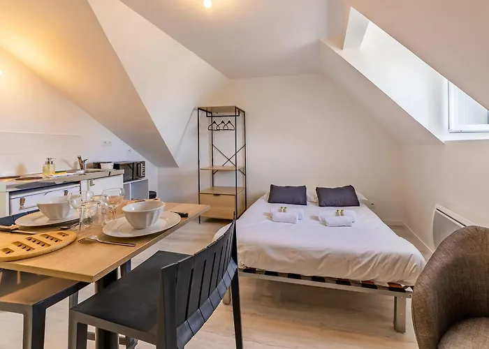 Proche Universite Et Commodites Apartament *